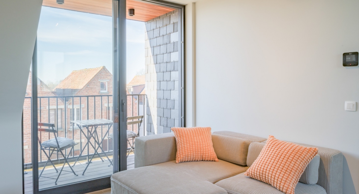 Verbouwing van handelsruimte met appartement