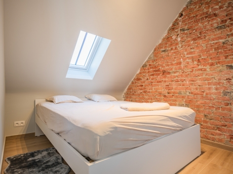 Verbouwing van handelsruimte met appartement